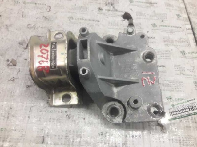 Coxim (suporte) esquerdo de motor 1358696080 FIAT