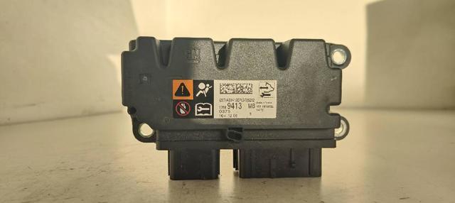 Módulo processador de controlo da bolsa de ar (Centralina eletrônica AIRBAG) 13589413 OPEL