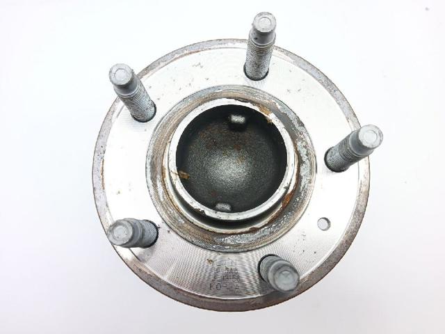 Cubo traseiro 13593158 OPEL