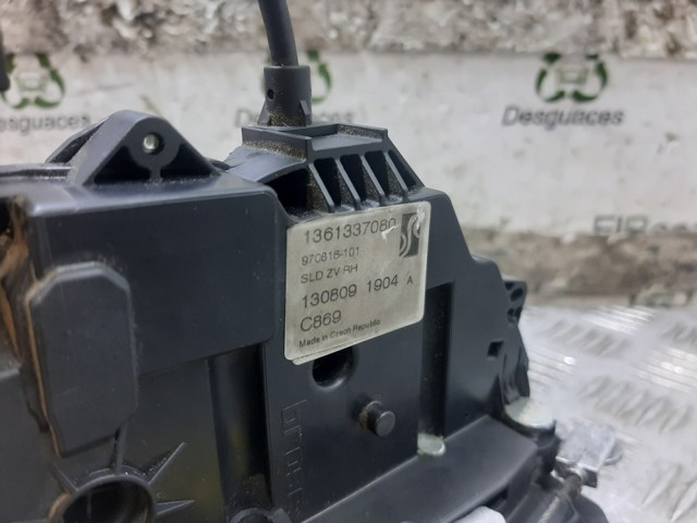 Fecho da porta lateral deslizante direita 1361337080 PEUGEOT