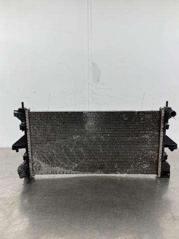 Radiador de esfriamento de motor 1367533080 FIAT