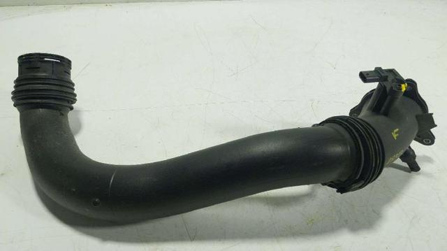 Cano derivado de ar, entrada na turbina (supercompressão) 13718601683 BMW