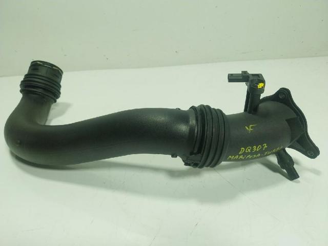 Cano derivado de ar, entrada na turbina (supercompressão) 13718601683 BMW