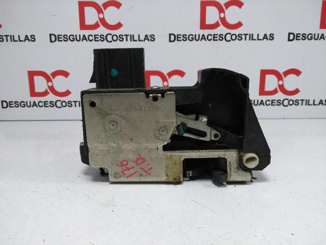 Fecho da porta traseira direita 1372483 FORD