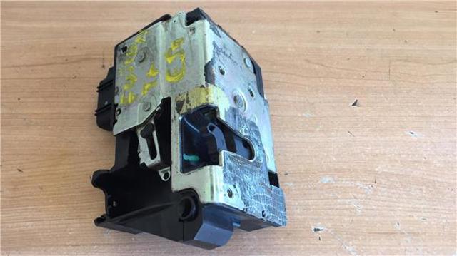 Fecho da porta traseira esquerda 1372487 FORD