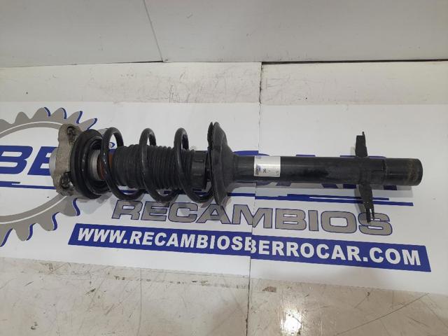 Suporte de amortecedor dianteiro direito 1374667080 PEUGEOT