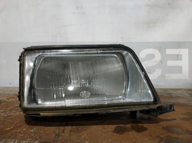 Luz direita 13797200 VAG