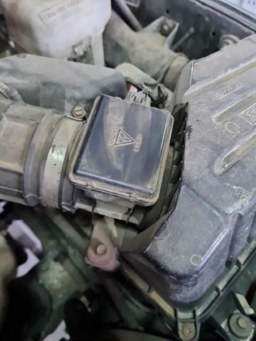 Sensor de fluxo (consumo) de ar, medidor de consumo M.A.F. - (Mass Airflow) 1380058B00 SUZUKI