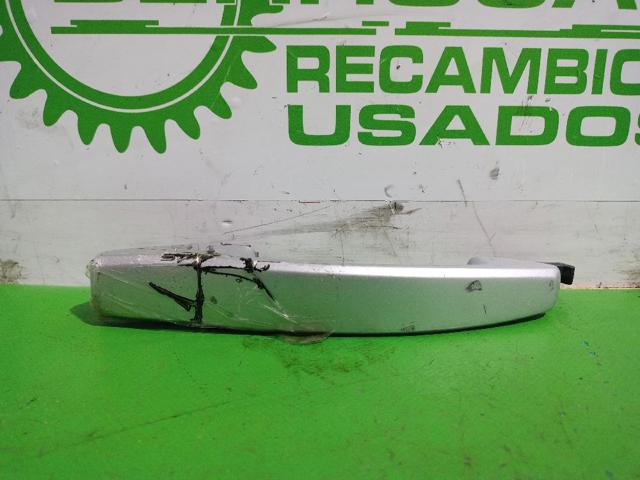 Suporte de maçaneta externa da porta traseira direita 138674 OPEL