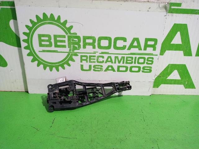 Suporte de maçaneta externa da porta traseira direita 138674 OPEL
