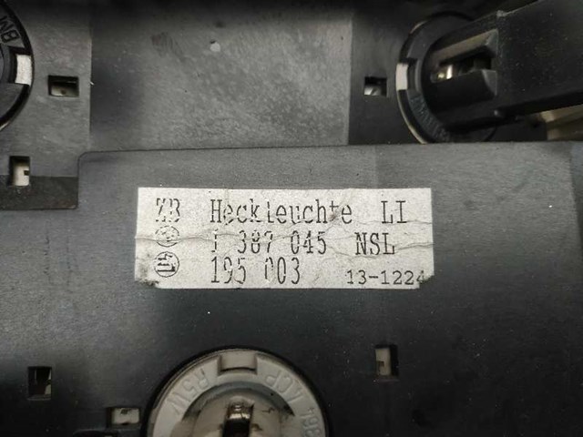Lanterna traseira esquerda 1387045 BMW