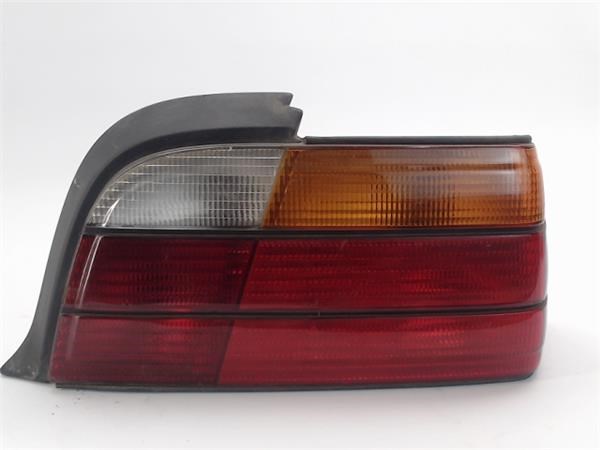 Lanterna traseira direita 1387654 BMW