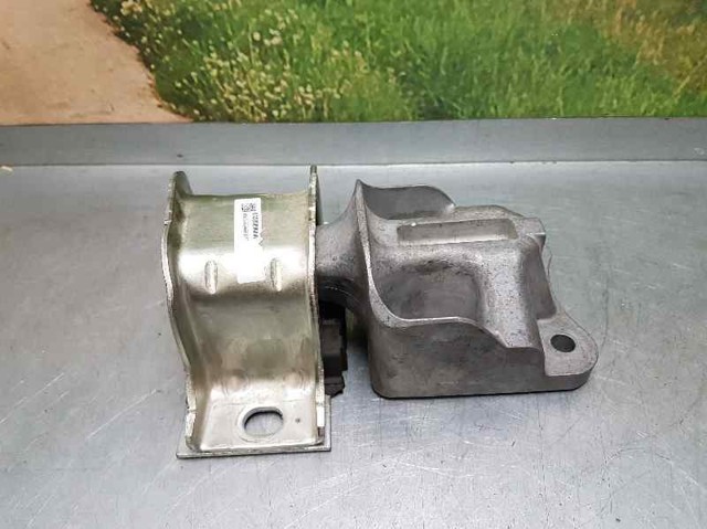 Coxim (suporte) direito de motor 1393896080 PEUGEOT