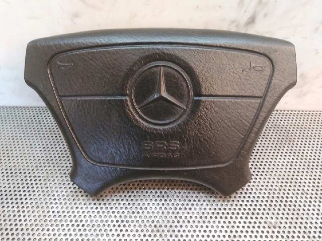 1404600068 Mercedes