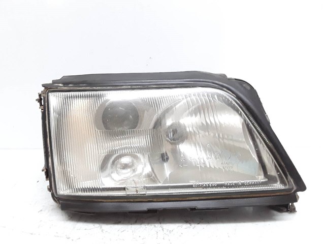 Luz direita 14050602 VAG