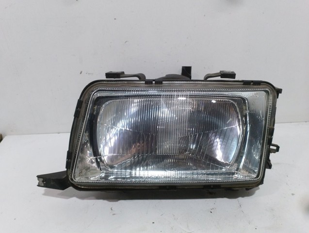 Luz esquerda 14118300 VAG