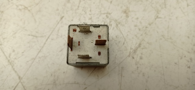 Relê de ventilador 141951253B VAG