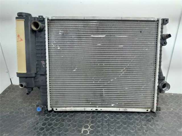 Radiador de esfriamento de motor 1427153 BMW