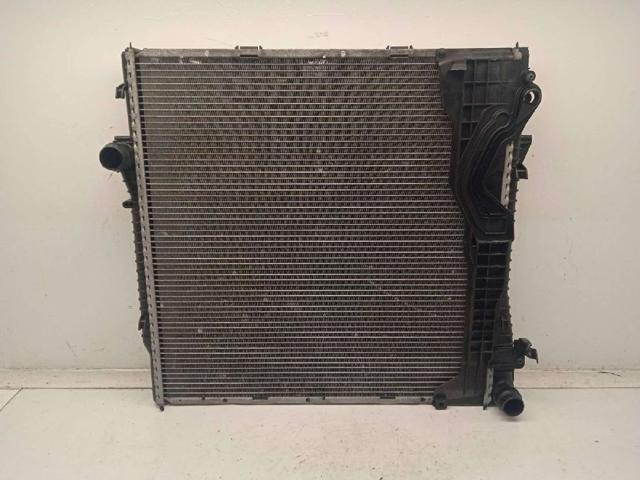 Radiador de esfriamento de motor 1439102 BMW