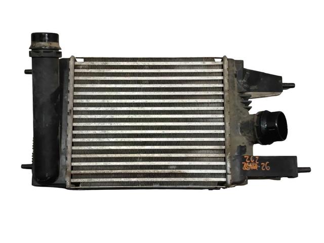 Radiador de intercooler 144613ZU1B NISSAN