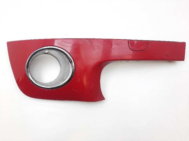 Expansor (placa sobreposta) de arco do pára-lama dianteiro direito 14614910 BMW