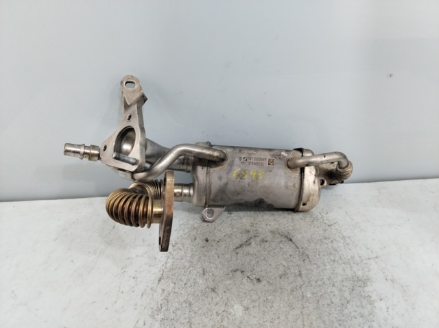 Radiador do sistema EGR de recirculação dos gases de escape 147350364R RENAULT