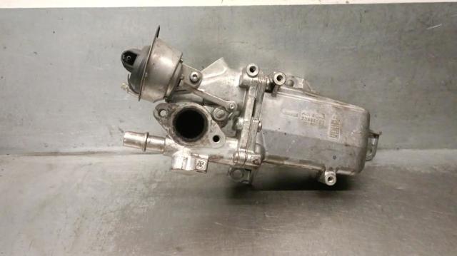 Radiador do sistema EGR de recirculação dos gases de escape 147353981R RENAULT