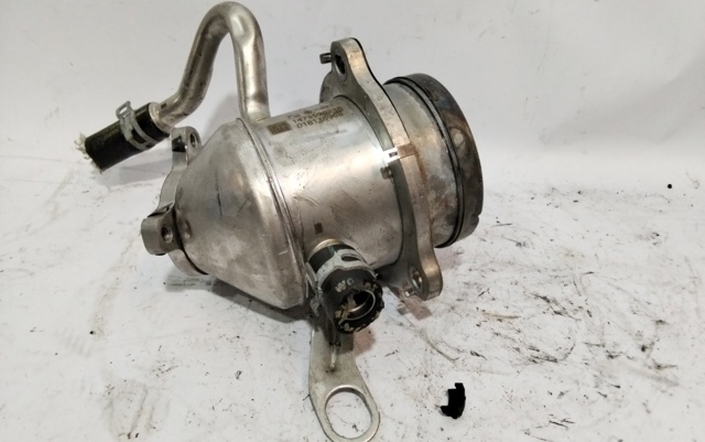 Radiador do sistema EGR de recirculação dos gases de escape 147359823R RENAULT