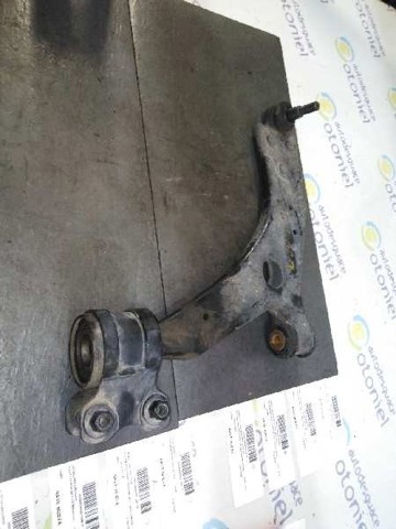 Braço oscilante inferior esquerdo de suspensão dianteira 1477860 FORD