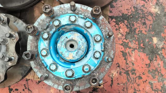 Cubo dianteiro 1480933 SCANIA