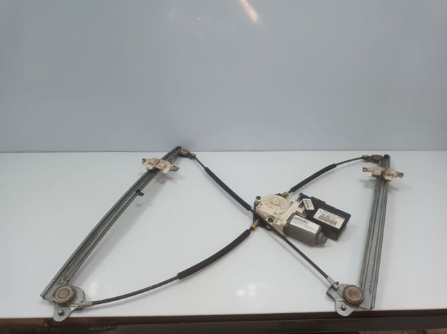 Motor de acionamento de vidro da porta dianteira esquerda 1488726080 PEUGEOT