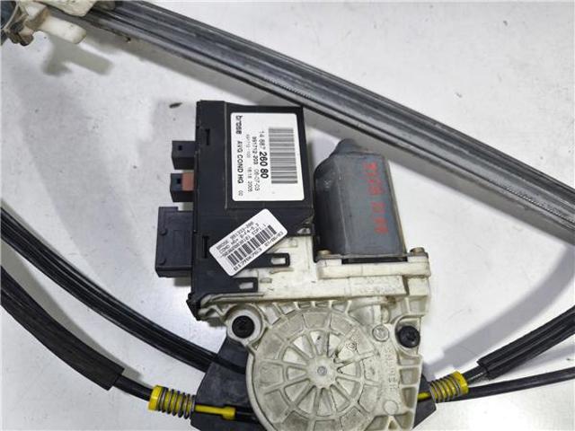 Motor de acionamento de vidro da porta dianteira esquerda 1488726080 PEUGEOT