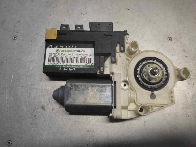 Motor de acionamento de vidro da porta dianteira esquerda 1488740080 PEUGEOT