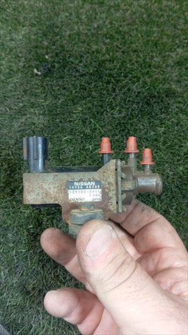 Convertidor de pressão (solenoide) de supercompressão 14956AD200 NISSAN