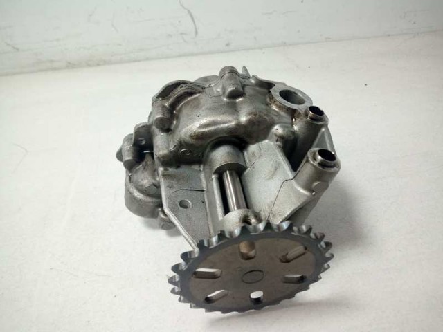 Bomba de óleo 150001650R NISSAN