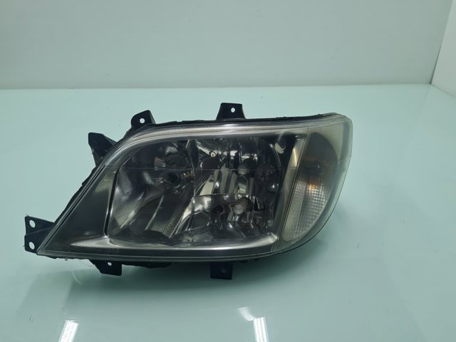Vedação dianteira da árvore distribuidora de motor 15053100 MERCEDES
