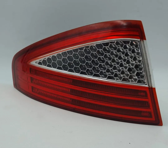 Lanterna traseira esquerda externa 1523738 FORD