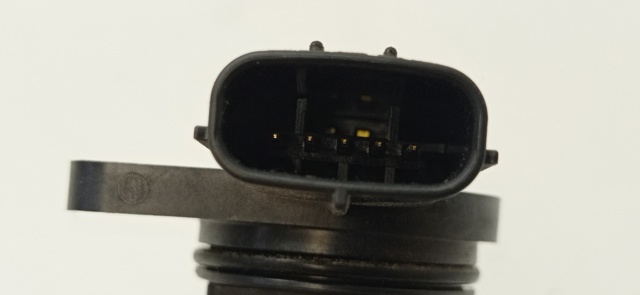 1525A052 Mitsubishi