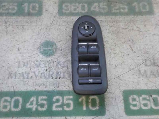 1547152 Ford