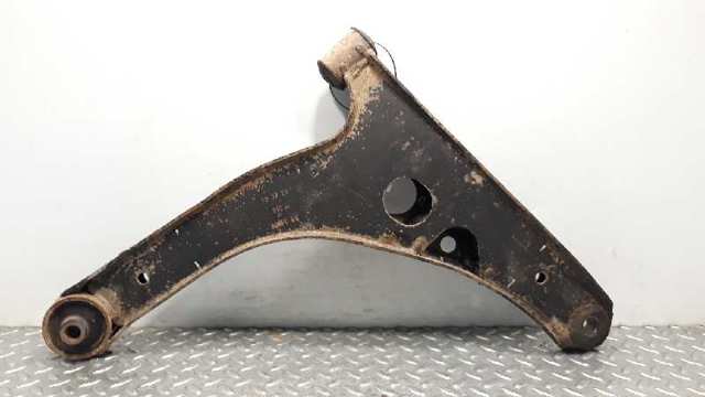 Braço oscilante inferior esquerdo de suspensão dianteira 1553250 FORD
