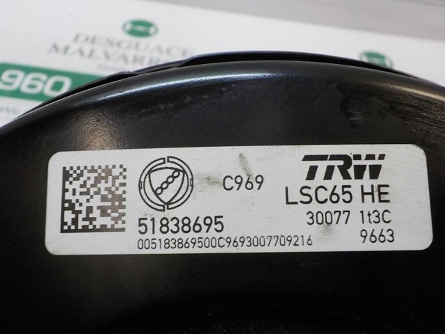 Reforçador dos freios a vácuo 1560820 FORD