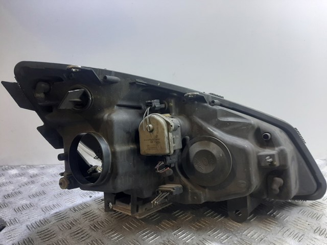 Luz esquerda 15811300 RENAULT