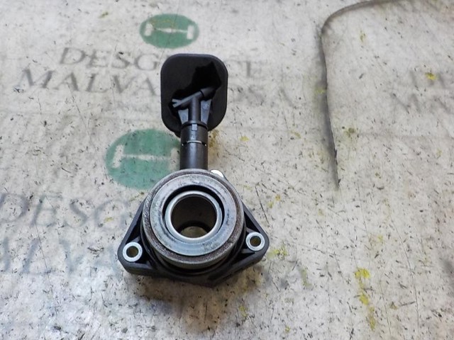 Cilindro de trabalho de embraiagem montado com rolamento de desengate 1590999 FORD