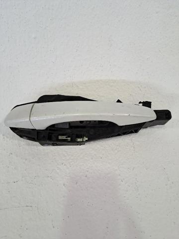 Maçaneta externa esquerda da porta traseira 1609240780 PEUGEOT