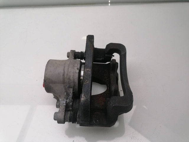 Suporte do freio dianteiro esquerdo 1610698980 PEUGEOT