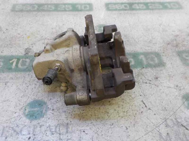 Suporte do freio traseiro direito 1610901080 PEUGEOT