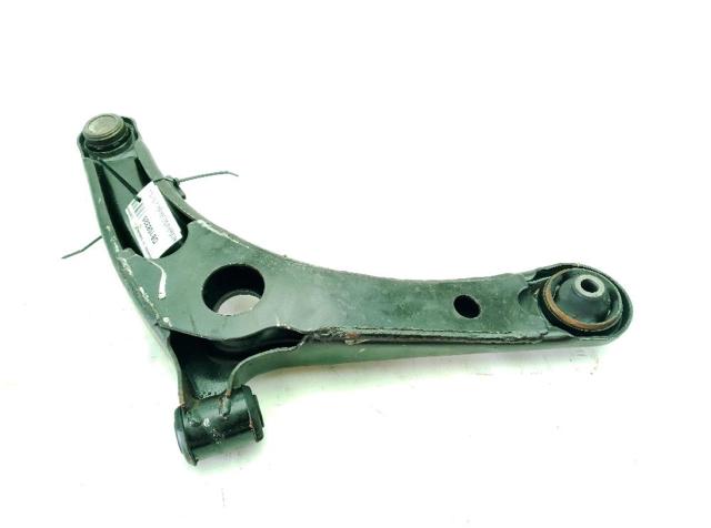 Braço oscilante inferior esquerdo de suspensão dianteira 1612448380 PEUGEOT