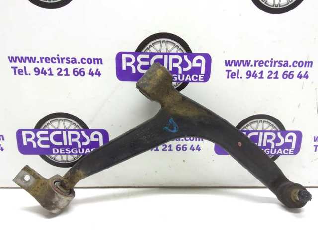 Braço oscilante inferior direito de suspensão dianteira 1614447780 PEUGEOT
