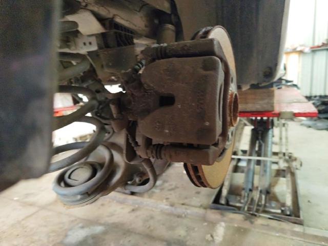 Suporte do freio traseiro direito 1617937580 PEUGEOT