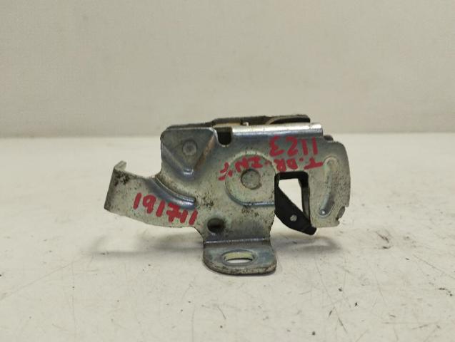 Fecho inferior da porta traseira direita batente 1618106280 PEUGEOT